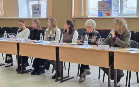 Заведующие кафедрами факультета информатики и вычислительной техники ЧГУ приняли участие в круглом столе Заведующие кафедрами факультета информатики и вычислительной техники ЧГУ приняли участие в круглом столе